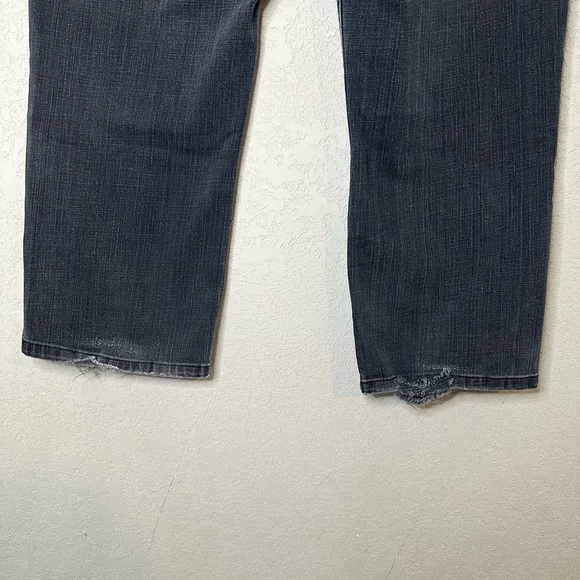 Ralph Lauren Jeans Classic Straight Women’s Size 16
Gray distressed Jeans - Picture 6 of 13